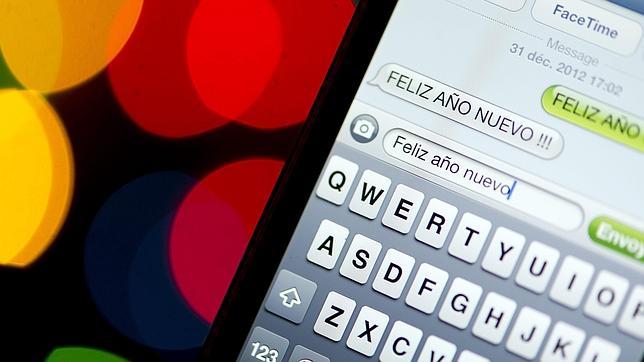 Las redes sociales y el WhatsApp desbancan a los SMS en Nochevieja