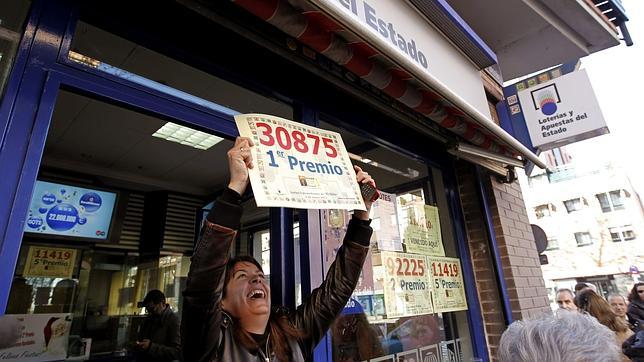 Lotería del Niño: Beatriz, la lotera de Alcorcón que no para de repartir premios
