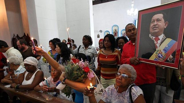 Emotiva misa por Chávez en el santuario habanero de la Virgen de Regla