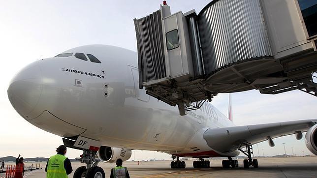 La compañía aérea Emirates selecciona personal en Alicante y Valencia