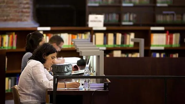 Doce bibliotecas abrirán hasta la una de la madrugada para preparar los exámenes
