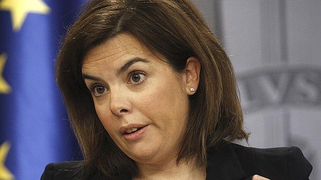 Sáenz de Santamaría calcula que la ley de administración local ahorrará 3.500 millones