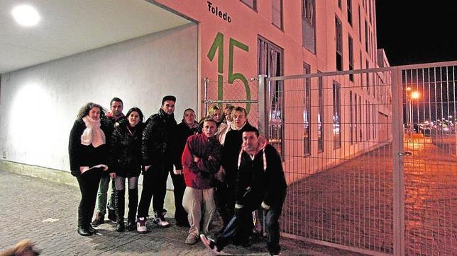 «Nos cortan la luz por los enganches ilegales»