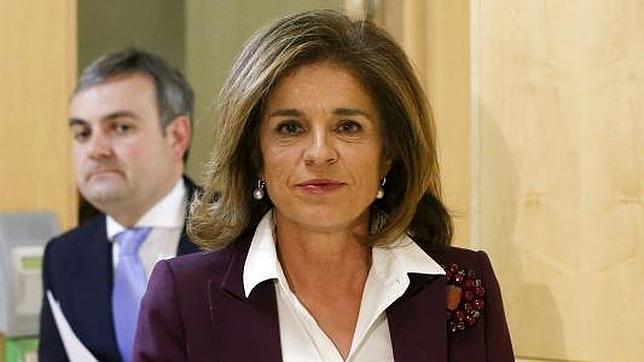 Ana Botella: «Yo suprimiría las nuevas generaciones de los partidos»