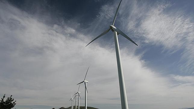 España, protagonista del desplome de la inversión mundial en energías renovables