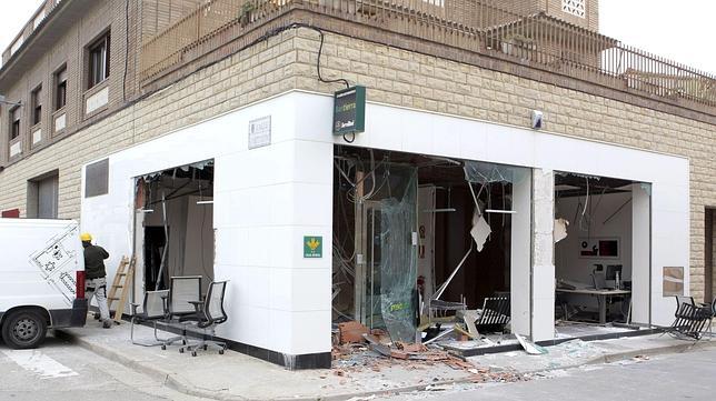 Un tercer robo con explosivos en otra oficina bancaria de Zaragoza