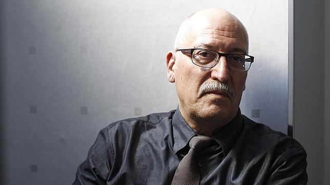 Andreu Martín: «La policía y los jueces funcionan bien hasta donde les dejan»