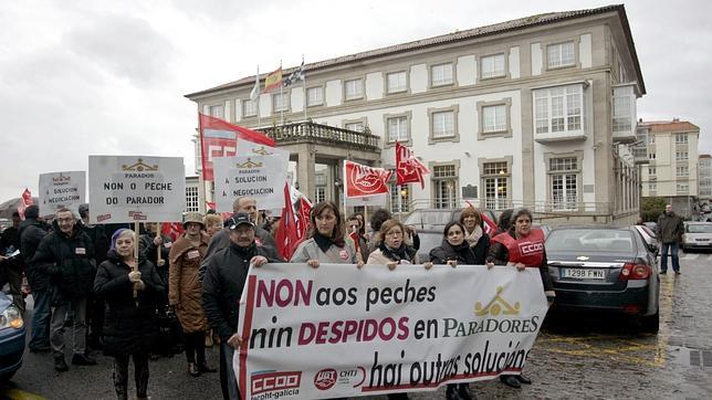 Cierre temporal de 14 paradores de los 25 afectados por la reestructuración