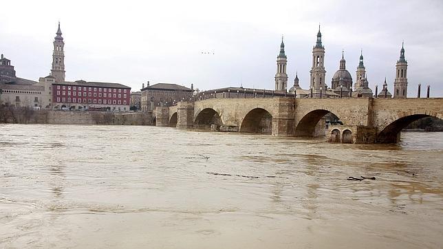 La crecida del Ebro, en máximos