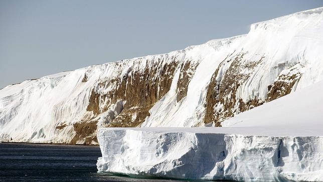 Un globo de la NASA bate el récord al volar durante 46 días sobre el Polo Sur