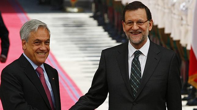Rajoy: «Estamos con sentido del humor, que es la clave para mantenerse en este negocio»