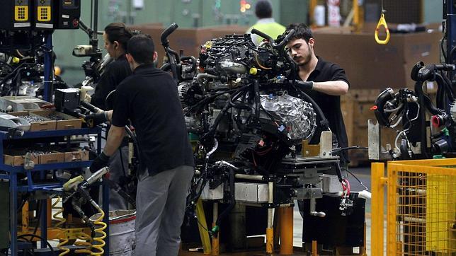 CC.OO. y UGT deciden hoy el futuro de Nissan Barcelona