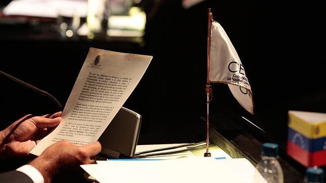 Chávez: «Lamento no poder asistir a esta cita porque estoy batallando por mi salud»