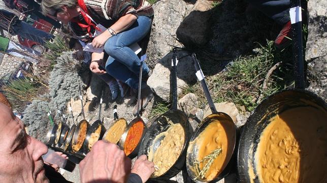 Concurso de gachas en Pinilla del Jadraque