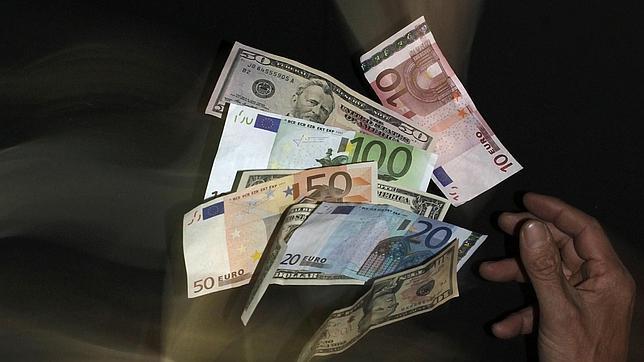 Cómo esquivar las comisiones bancarias antes y después de haberlas pagado