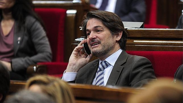 Facturas falsas de 640 euros al día para el «brazo ejecutor» de Oriol Pujol en las ITV