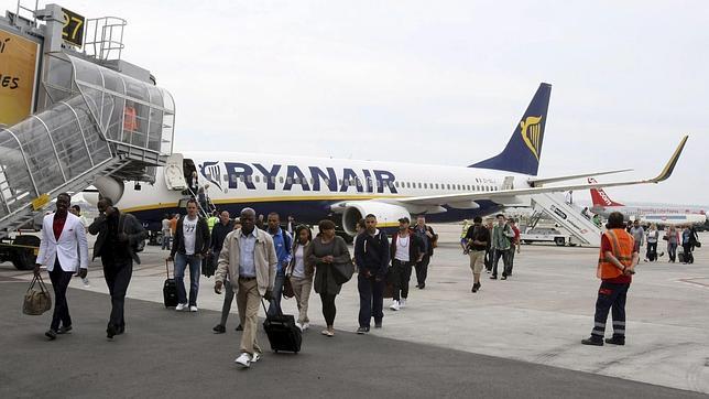Ryanair, obligada a dar asistencia a los pasajeros en los vuelos cancelados