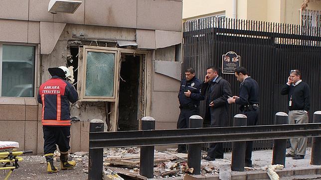 Dos muertos y un herido en un atentado en el consulado de EE.UU. en Ankara