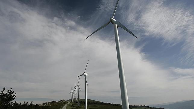 La eólica logra ser la primera fuente de electricidad en un trimestre por primera vez
