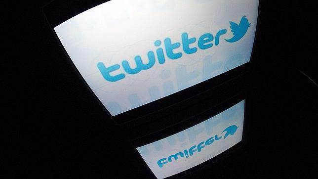 Twitter revela un ataque informático que afectó a 250.000 usuarios