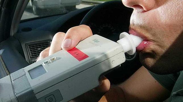 Alcoholímetros particulares en Francia, aplazados «sine die»