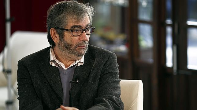 Escritores y artistas piden a Muñoz Molina que no acuda a recibir el Premio Jerusalén