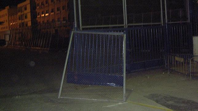 Unos 600 inmigrantes se acercan a la valla de Melilla sin consumar el intento de asalto