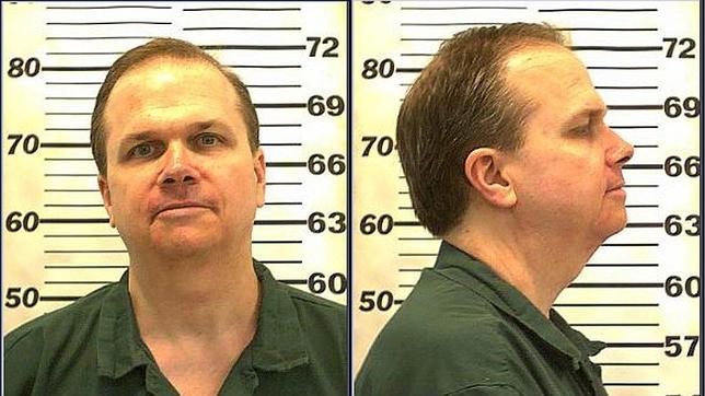 A la venta las cartas que el asesino de John Lennon envió al policía que le arrestó