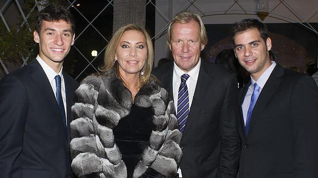 Norma Duval bautiza a su primer nieto