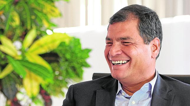 Rafael Correa: «Ecuador da la bienvenida a las empresas españolas»