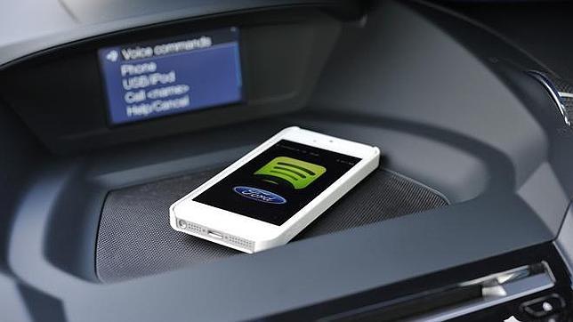 MWC: Ford llevará Spotify y otras apps a bordo de sus coches conectados