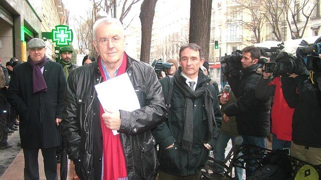 El PP se querella contra IU por «injurias y calumnias» y en defensa de su honor