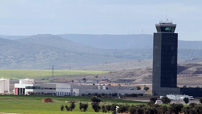 Ofrecen 40 millones por el aeropuerto