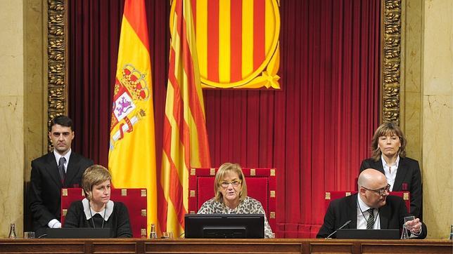 De Gispert ve «lamentable» que el Gobierno recurra la declaración soberanista