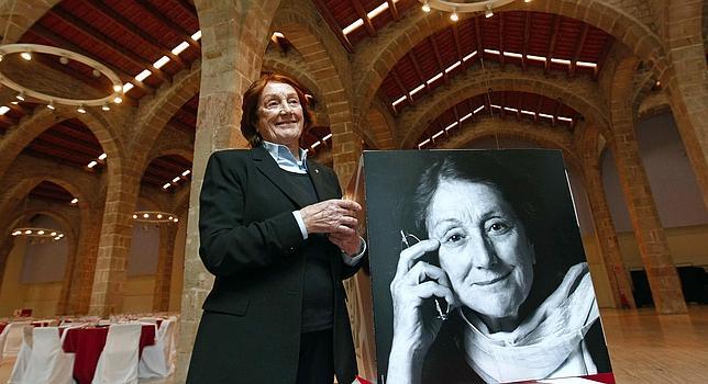 Rosa Regàs, Premio Biblioteca Breve 2013