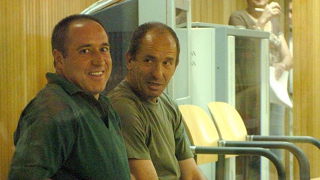 ¿Quién paga los honorarios del equipo de letrados de la etarra Inés del Río?