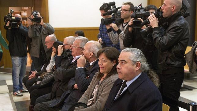 La Audiencia obliga a cumplir prisión a Pallerols y a dos excargos de UDC