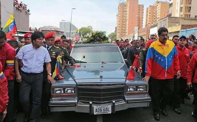 Maduro aparta a su rival Cabello de la sucesión