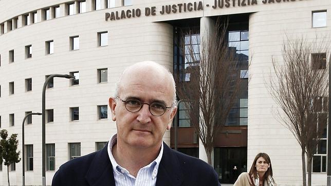 El exsecretario de Caja Navarra echa las culpas al expresidente Miguel Sanz