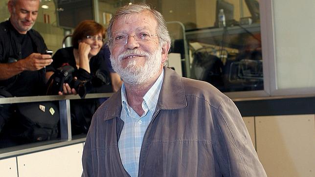 Ibarra se lía con el «Hitler» Artur Mas