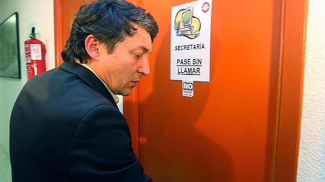 Folgueral responsabiliza de la crisis a López y Villarrubia