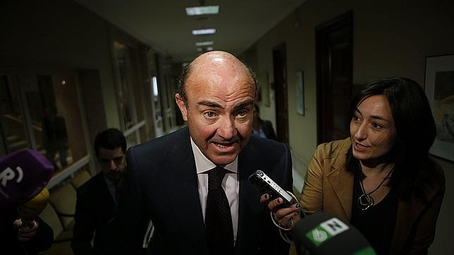 El FROB desembolsa 1.261 millones de euros en BMN, Liberbank y Caja3