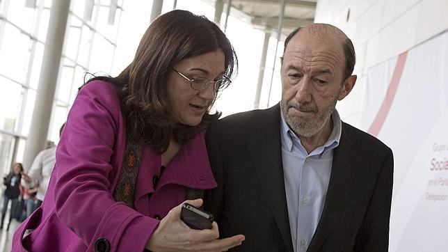 Soraya Rodríguez transmitió su rechazo al acosador Álvarez «antes» de la moción