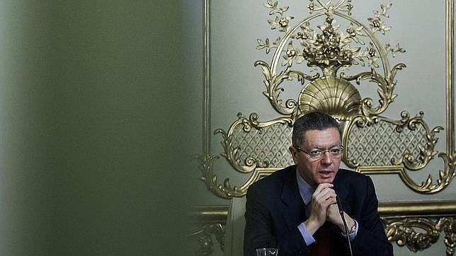 Gallardón ve un «claro» conflicto en la decisión del juez Bermúdez