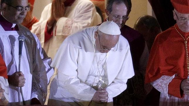Los primeros gestos del Papa Francisco