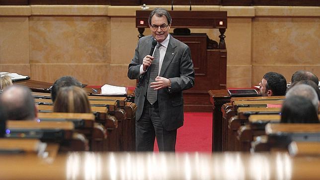 Artur Mas pide colaboración a un asesor del proceso de Kosovo