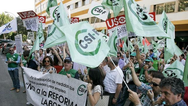 CSI-F lanza un seguro para compensar los recortes a empleados públicos de baja por enfermedad