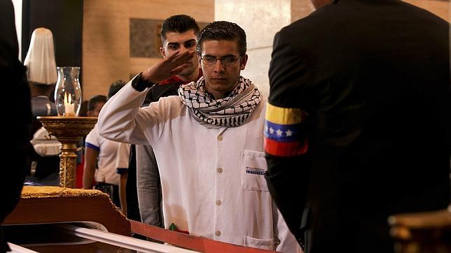 En el velatorio de Hugo Chávez