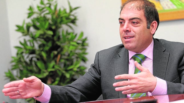 «Las ayudas para emprender no deben limitarse a los jóvenes»