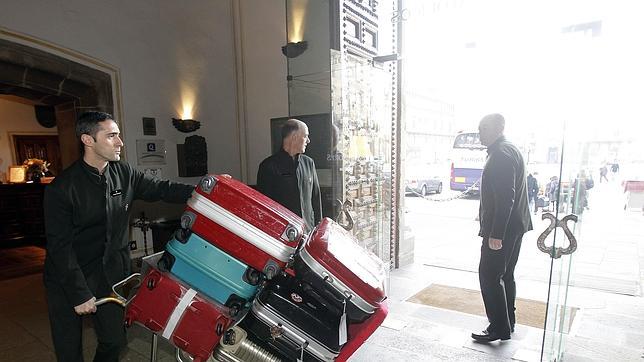 Los hoteleros gallegos, mirando al cielo